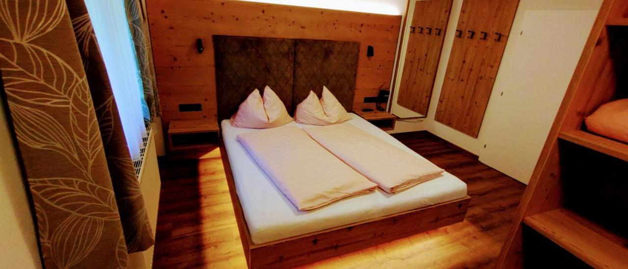 Hotel Garni Tannenhof Flachau Eksteriør billede